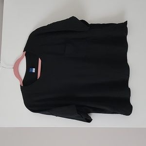 XL black Old Navy tee